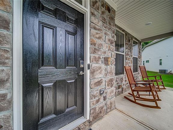 4th image of 1881 Hanwoo Ln