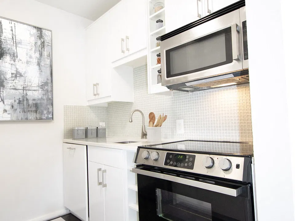 Cozy kitchen with contemporary features