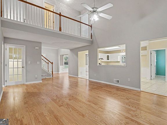 5th image of 715 Maggie Mae Ln