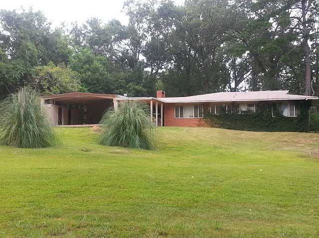 1st image of 4218 Chamberlain Dr