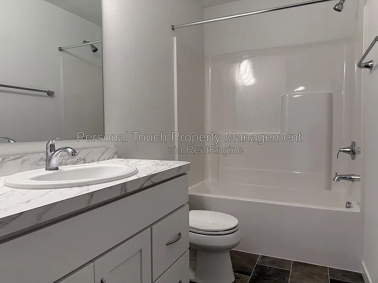 6767 32nd St S — Photo 34