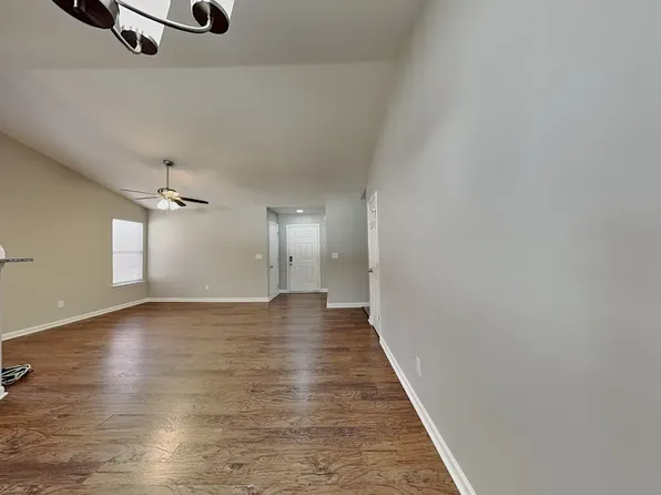 4139 Whitfield Rd, Winston Salem, NC 27105