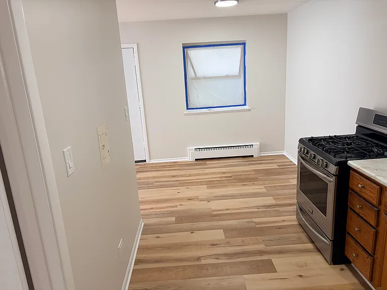 18352 Torrence Ave #2 — Photo 3