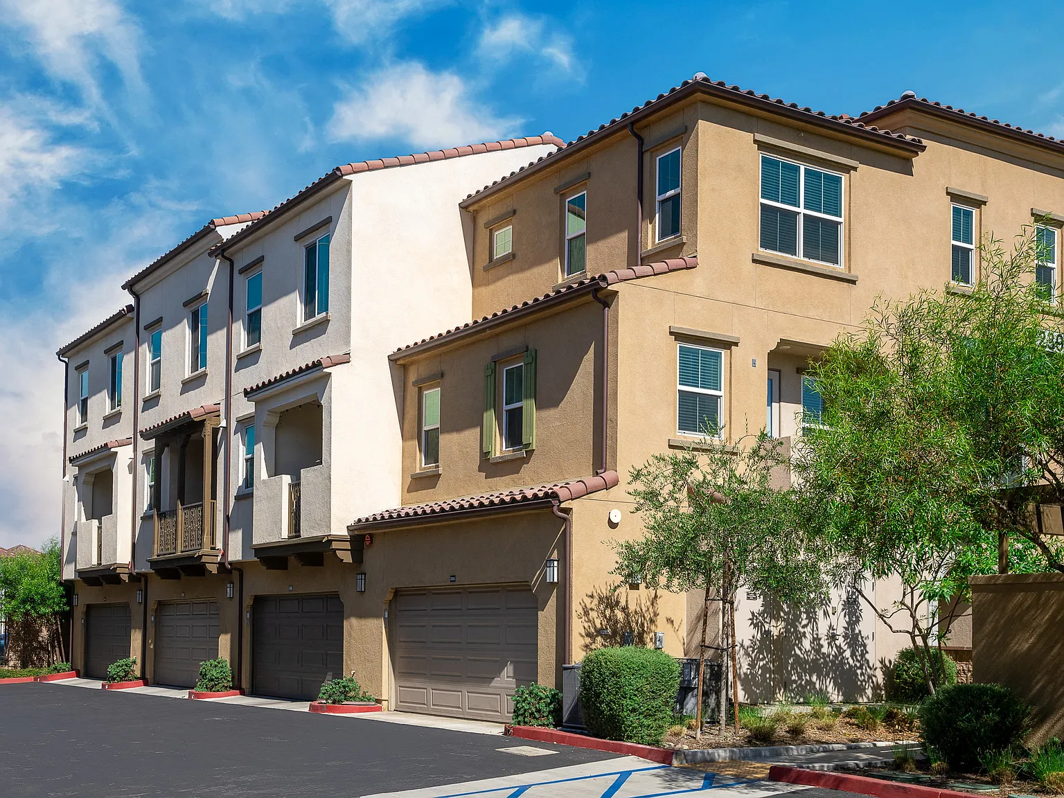 Arrow Vista Village — Photo 4