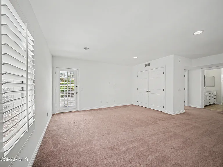 22777 Brenford St — Photo 30