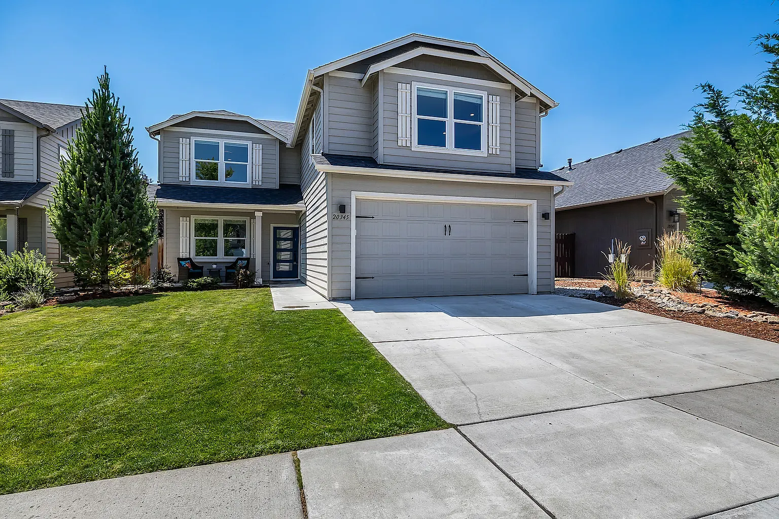 3 bed, 2.5 bath, 2470 sqft, $3,500 — Photo 2