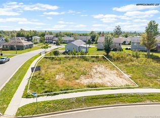 7 Aiden St, Fredericton, NB E3G0E3