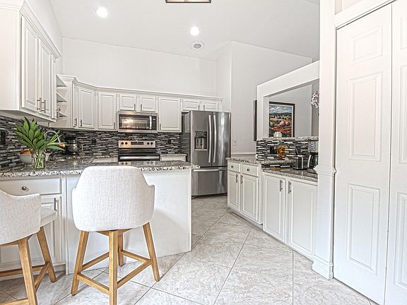 2nd image of 3270 Jog Park Drive