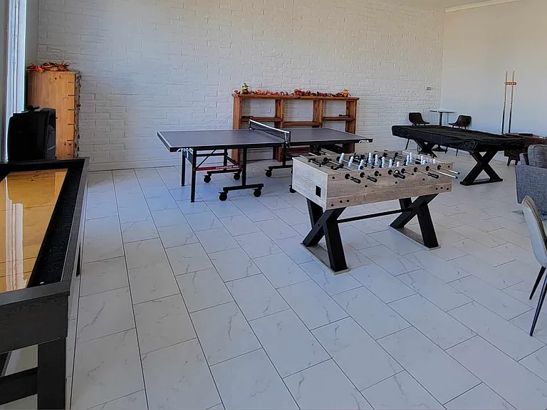 650 E Busby Dr #A — Photo 11