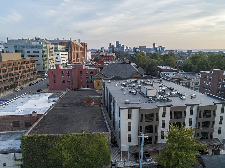 Nineteen North — Photo 19