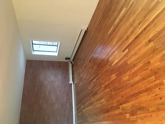 Rented by Voro New York | media 2