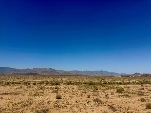 36.92 N Avenida Palma, Kingman, AZ 86409