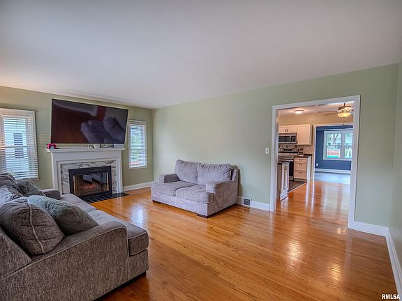 4th image of 1609 Marlo Ave