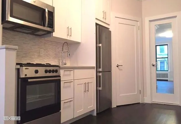 Rented by Corcoran | media 6