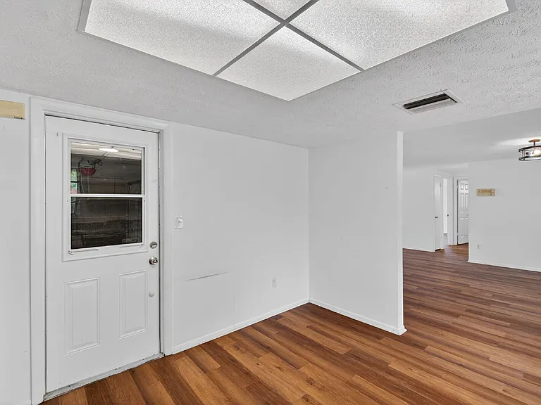 8626 Robilina Rd — Photo 27