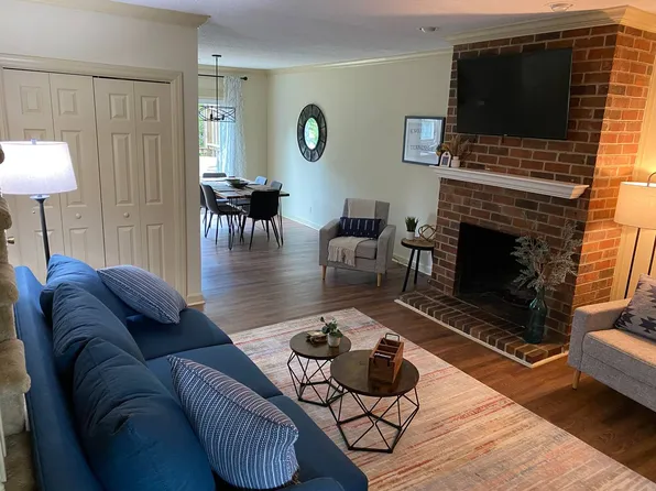 105 Arcadia Ln APT A, Oak Ridge, TN 37830