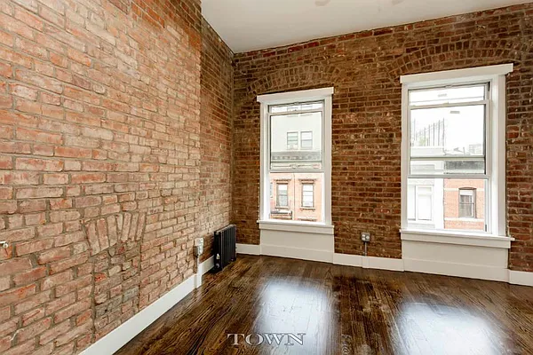 Rented by Town Residential | media 15