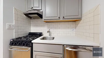 Rented by Bond New York