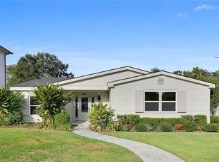 1624 Ridgelake Dr, Metairie, LA 70001
