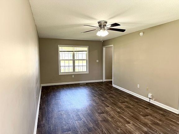 2nd image of 110 Brandi Ct