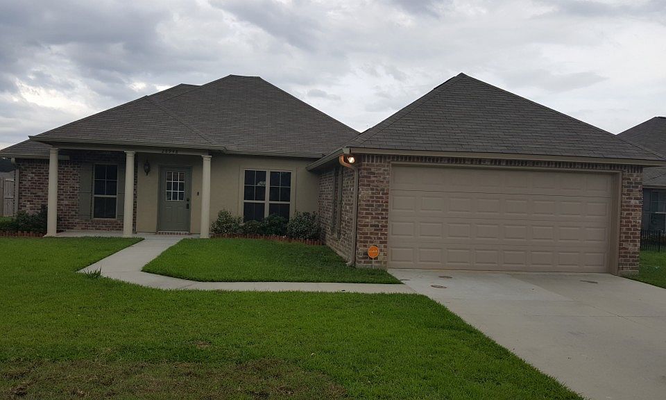 1st image of 28948 Willow Lake Dr