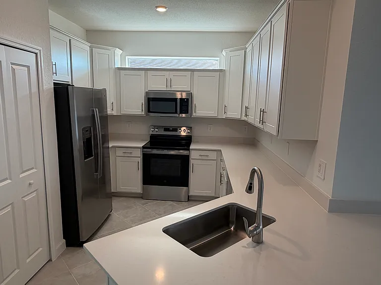 8493 Shore Lake Dr — Photo 6