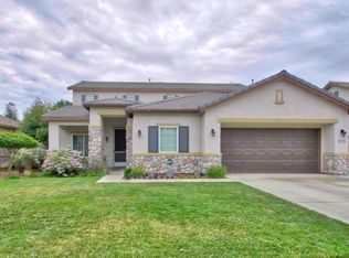 333 W Elkhorn Ave, Visalia, CA 93277