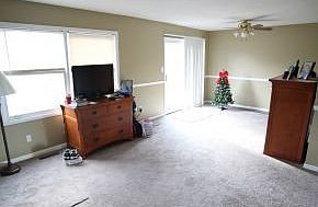 3rd image of 505 Pilgrim Ct APT A