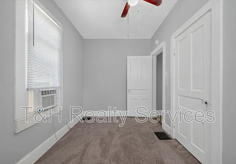 100 N Muessing St — Photo 24