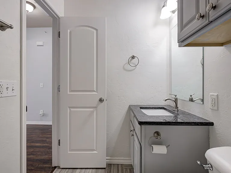 1812 Alameda St #221-1-221 — Photo 19