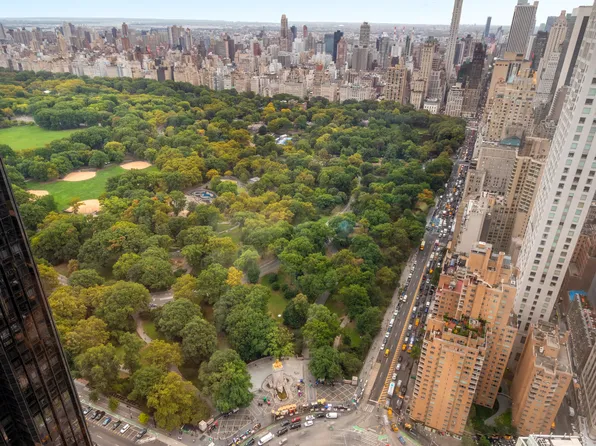25 Columbus Circle image 9 of 18