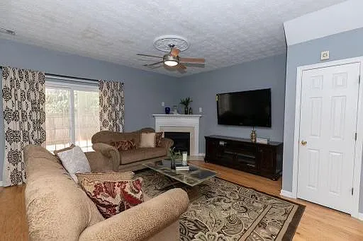 2023 Austin Park Cir — Photo 22