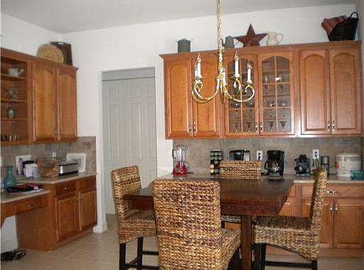 3rd image of 16114 Nikki Ln