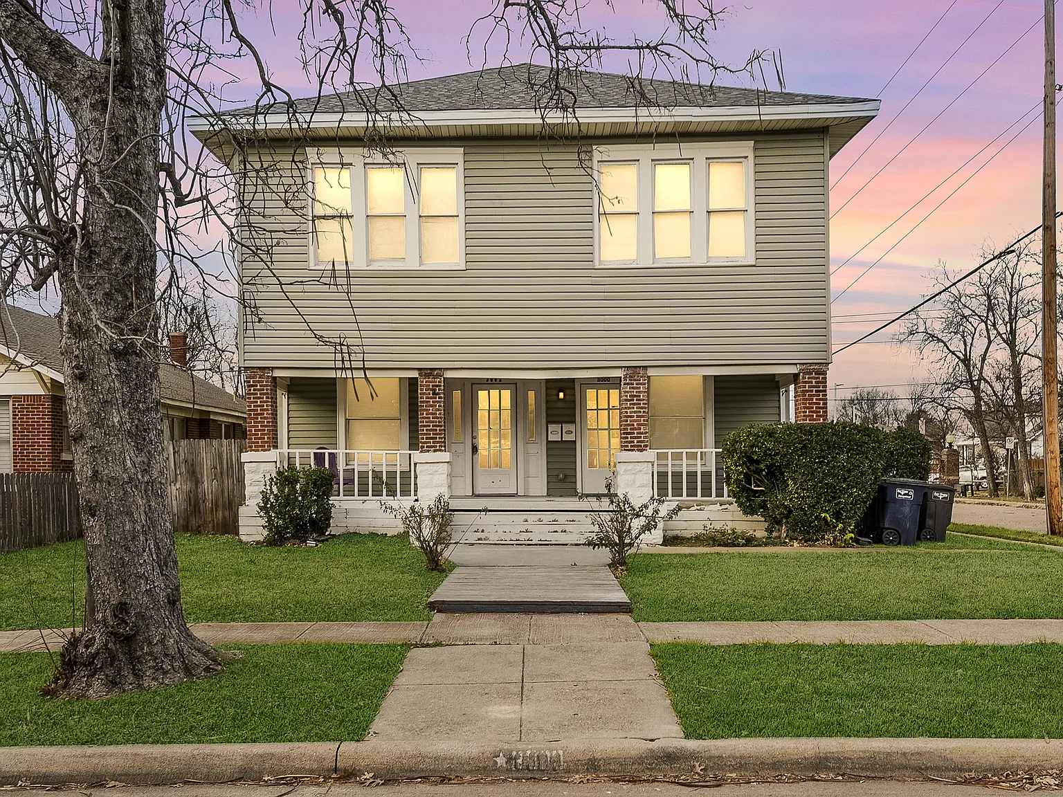 4 bed, 2208 sqft, $1,975 — Photo 1