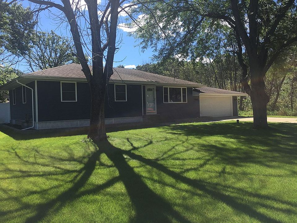 2nd image of 22731 Lahon Rd