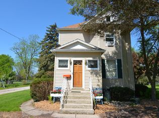 31408 Center St, Chenoa, IL 61726