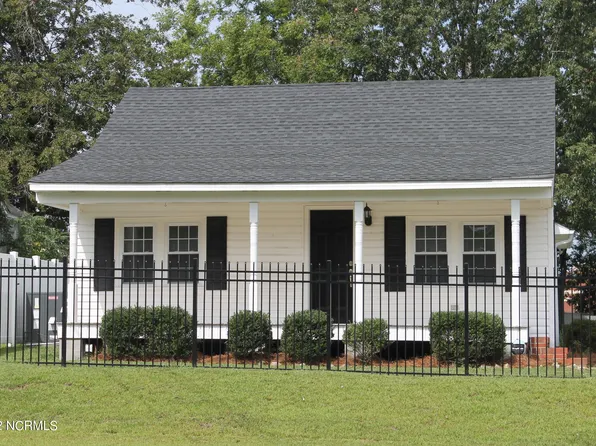112 Leslie Newsome Avenue, Whiteville, NC 28472