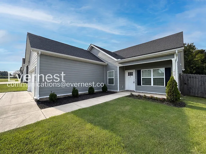 4 bed, 2.0 bath, 1624 sqft, $2,145 — Photo 3