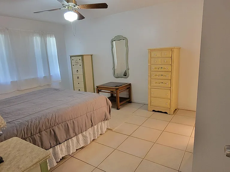 12738 Peconic Ct — Photo 4