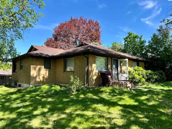 645 1/2 NE Maple St, Pullman, WA 99163