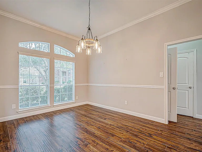 5410 Portage Rock Ln — Photo 7