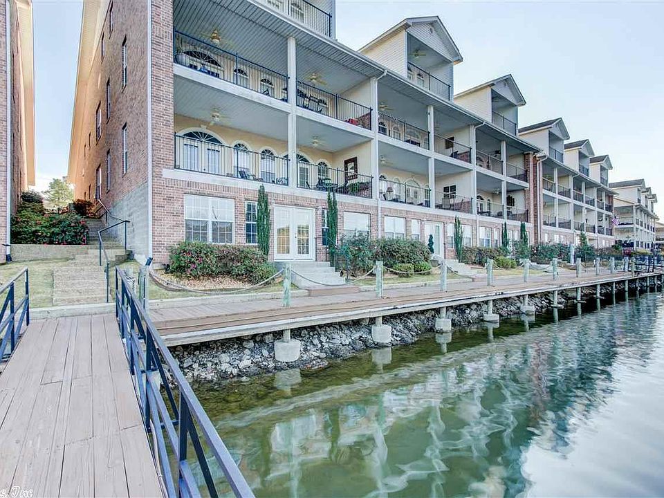 1st image of 451 Lakeland Dr #1