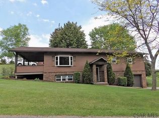 420 Woodmont Rd, Johnstown, PA 15905