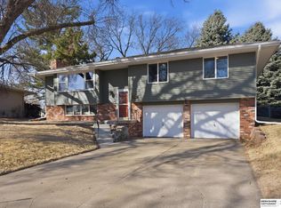 4008 N 93rd St, Omaha, NE 68134