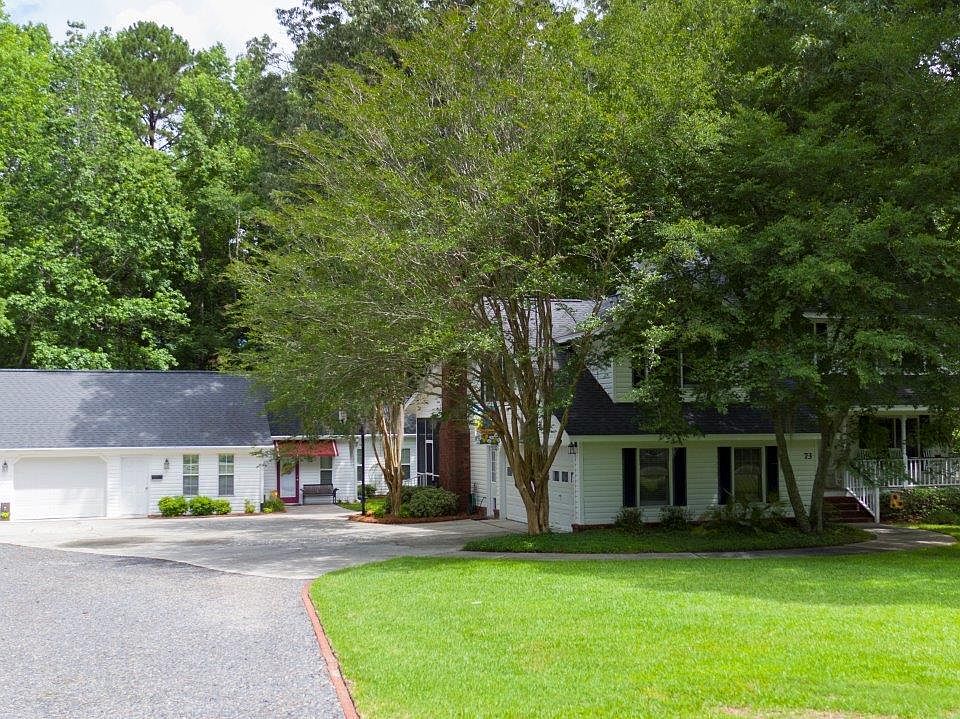1st image of 73 King Charles Cir