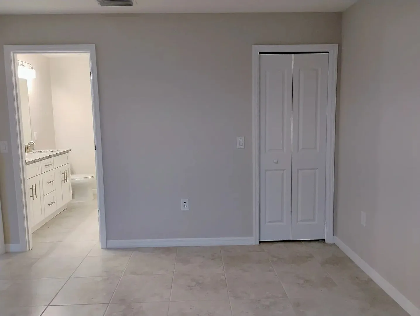 4 bed, 2.0 bath, 1565 sqft, $1,975 — Photo 4