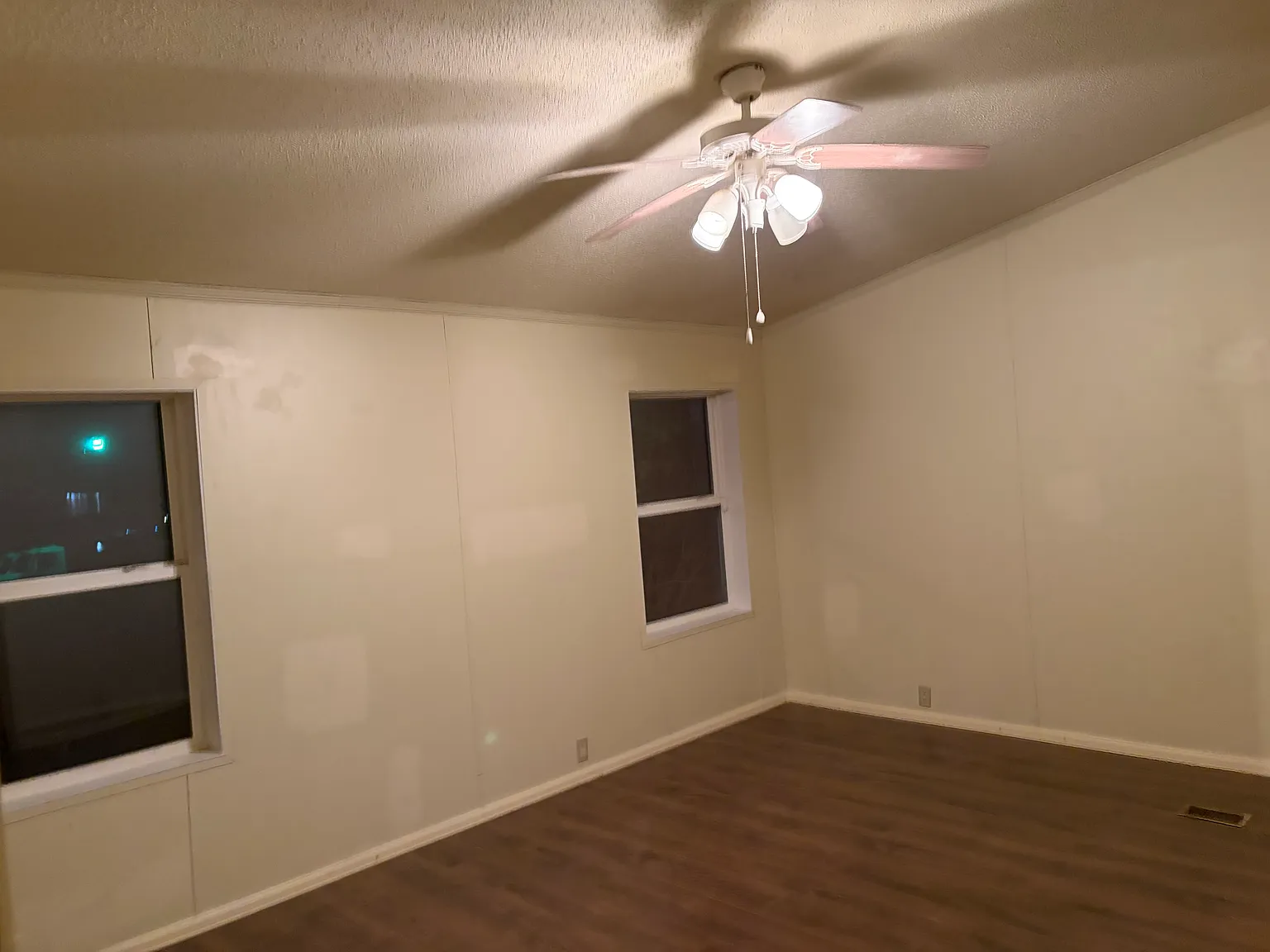 3 bed, 2.5 bath, 1800 sqft, $3,500 — Photo 3
