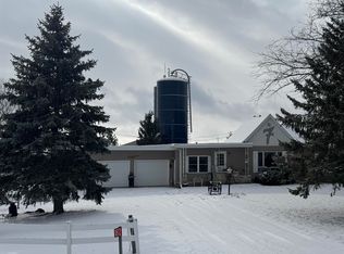 1812 Timber Ave, Charles City, IA 50616