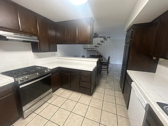 1115 Catlin St #D — Photo 4