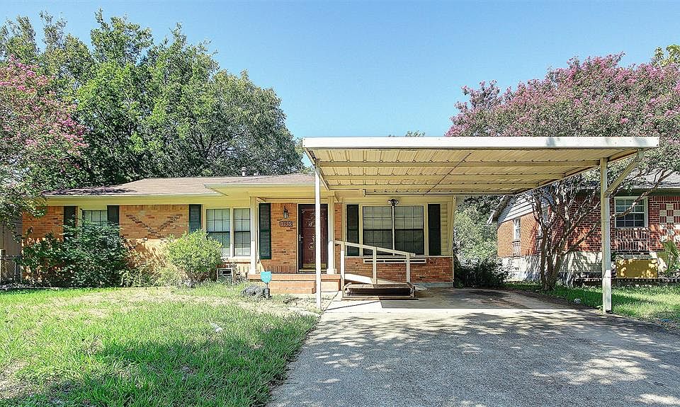 1st image of 1953 Joan Dr